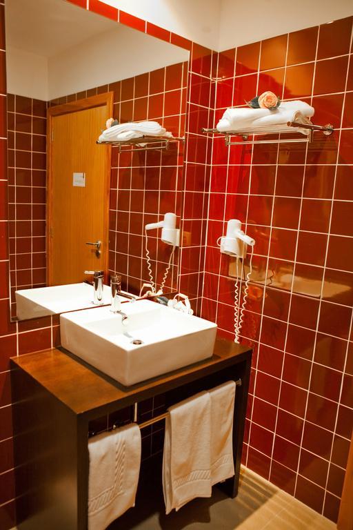 Hotel Vila Luena Vila Verde  Chambre photo