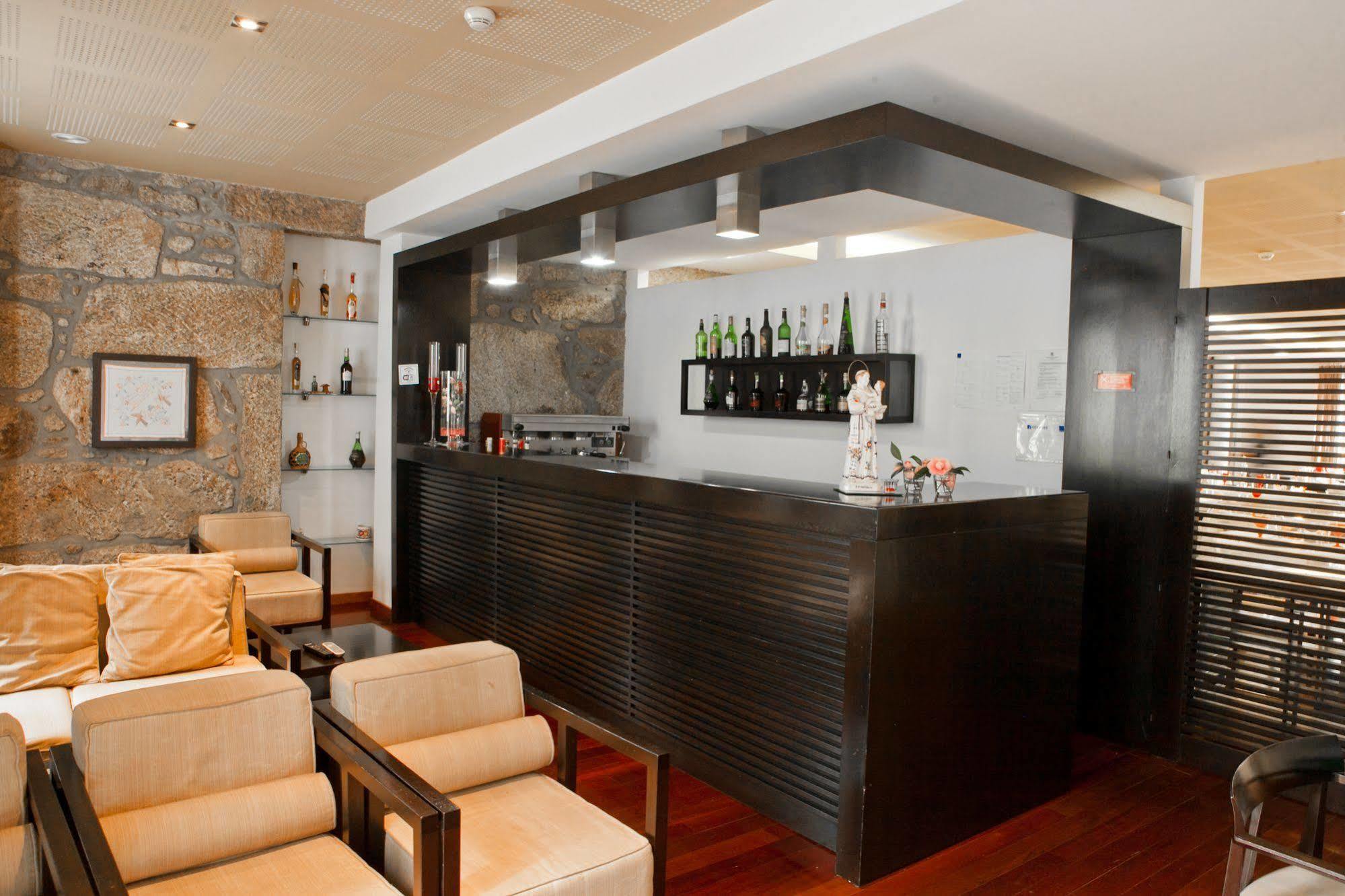 Hotel Vila Luena Vila Verde  Extérieur photo